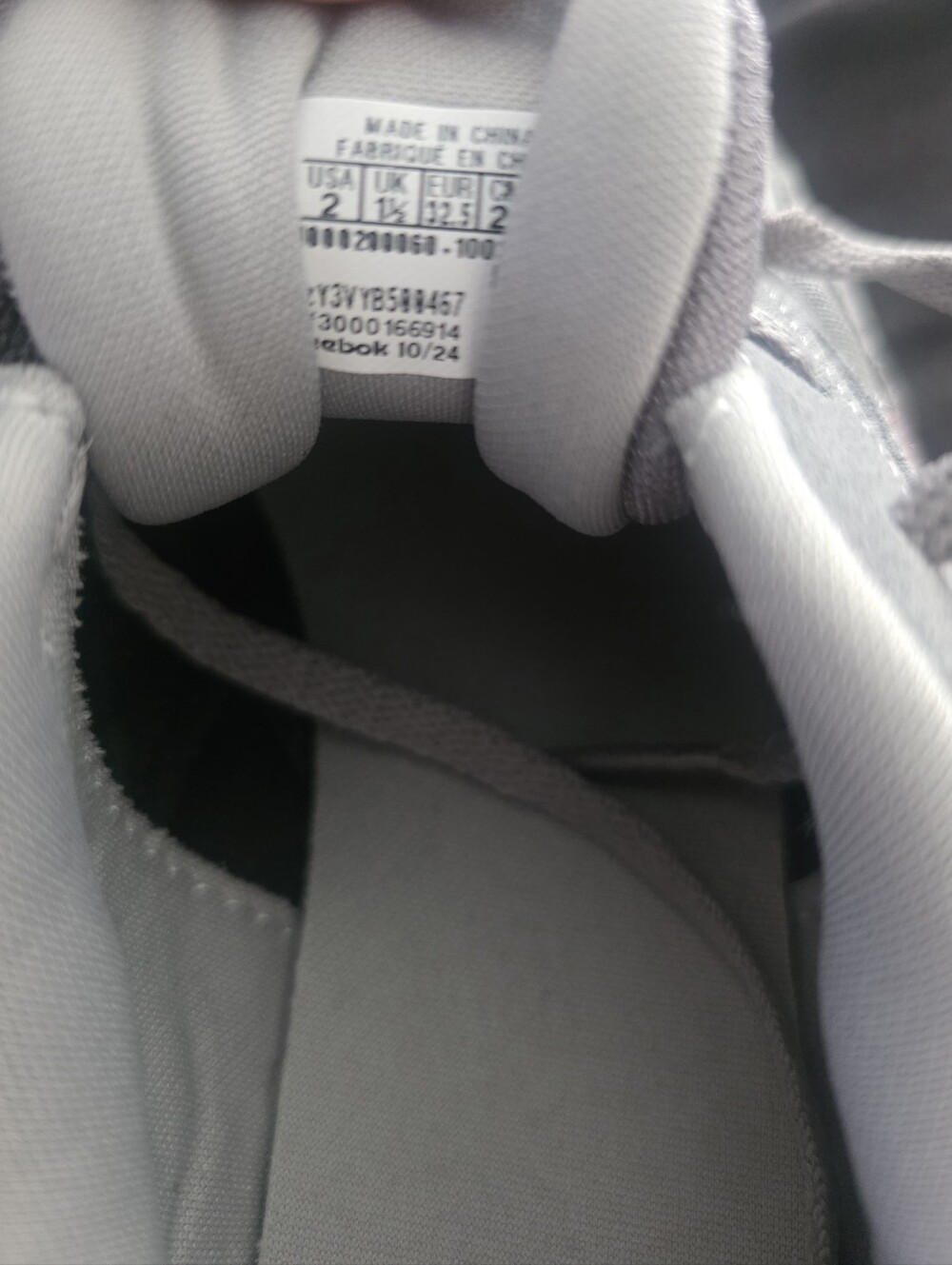 Kids Reebok Classics - Picture 3 of 6